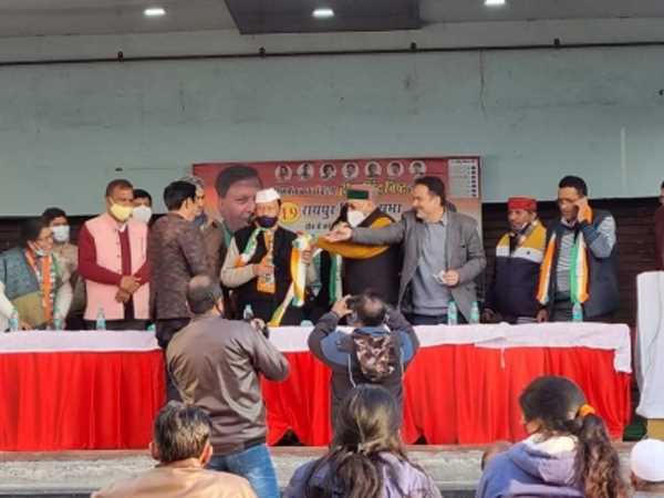 देहरादून में लगा आम आदमी पार्टी को एक और झटका, जिलाध्यक्ष भूपेंद्र फरासी कांग्रेस में शामिल